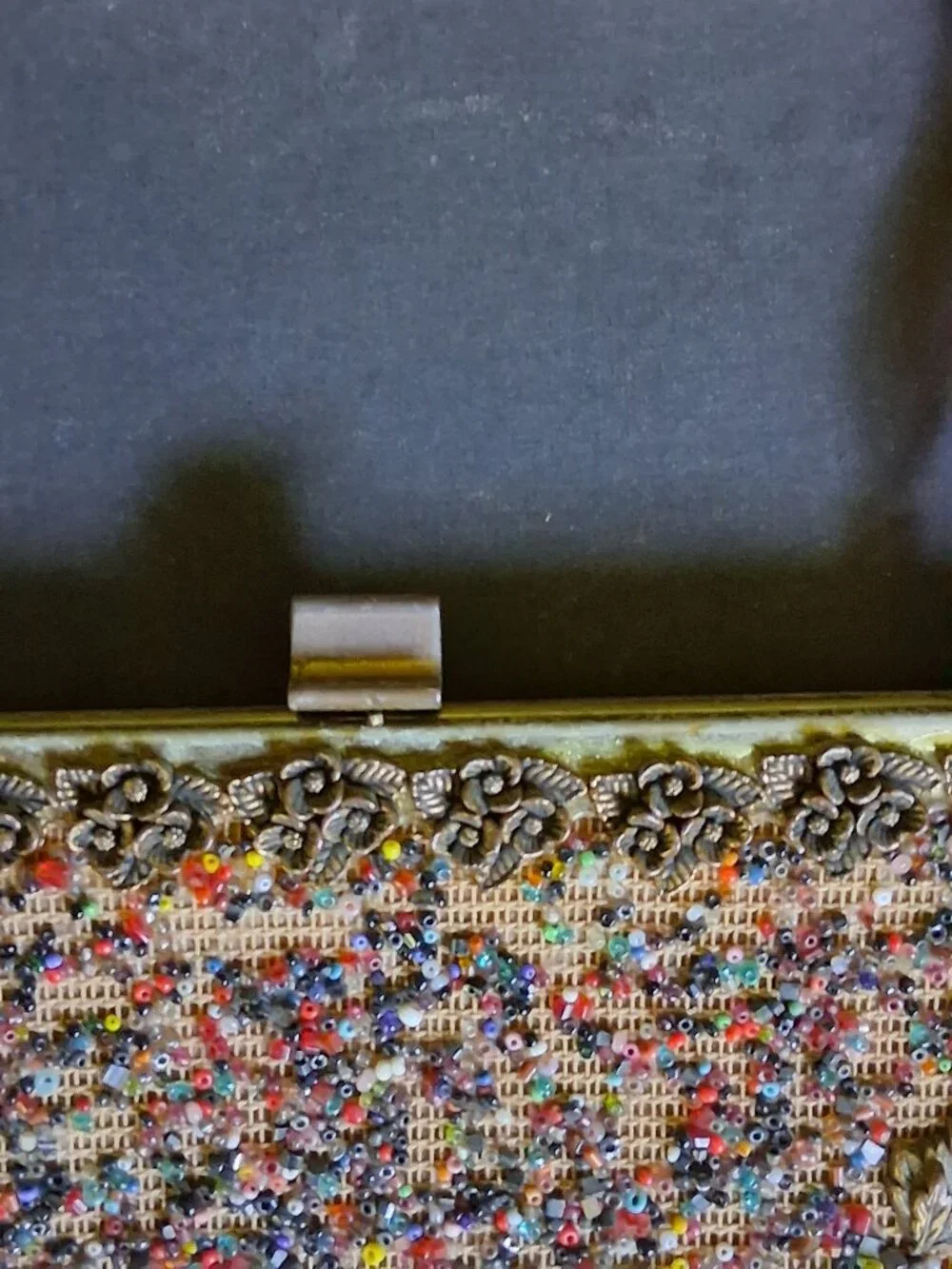 Vintage Soure of New York Beaded Floral Tapestry Handbag – Lucite Handle